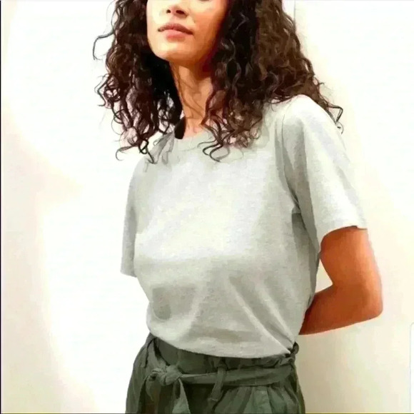 Banana Republic Cotton Crew Neck T-Shirt - Picture 1 of 5